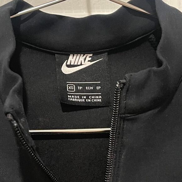 Nike Women's Black and Navy Dress - Picture 3 of 3